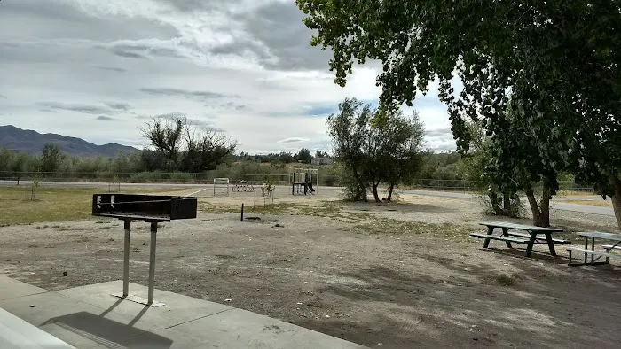 Willow Park Picture 5