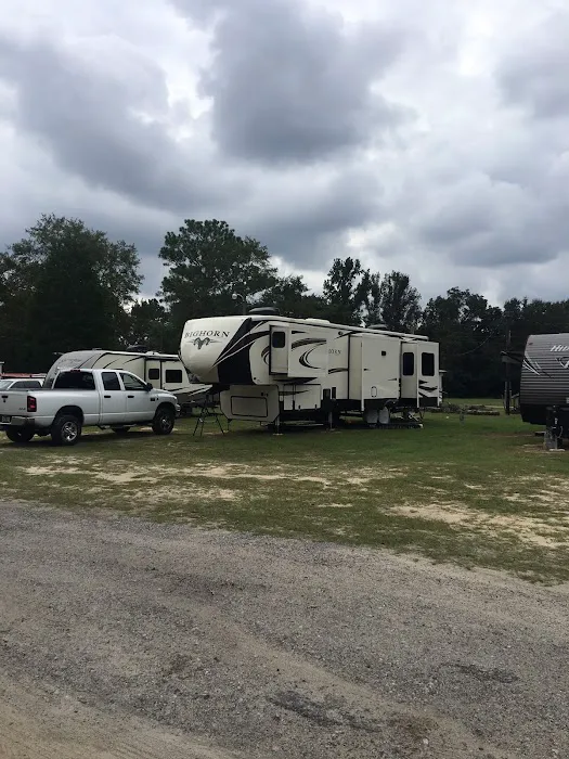 Crescent Mobile Home Park Picture 8