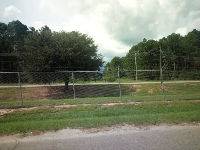 Crescent Mobile Home Park Picture 9