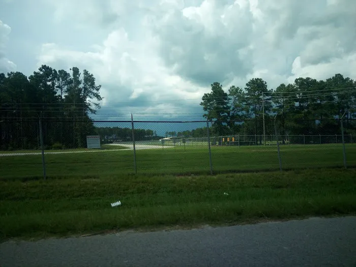 Crescent Mobile Home Park Picture 10