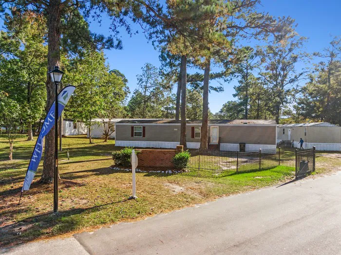 Windsor City Picture 8