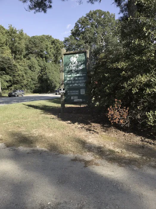 Azalea Court Picture 6