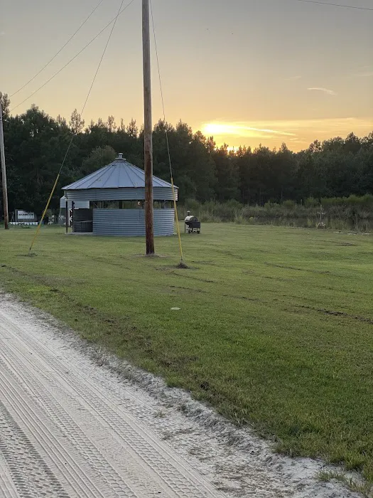 Camp South RV Park Picture 2