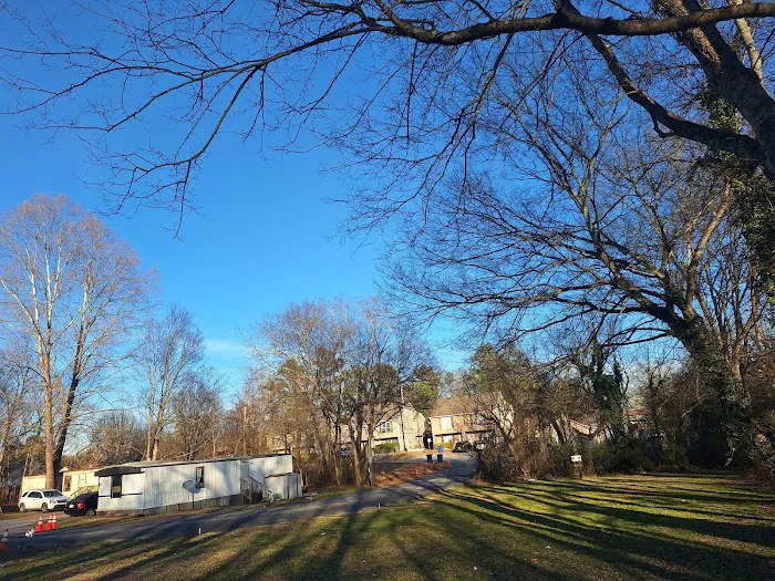 South Main Mobile Home Park Picture 2