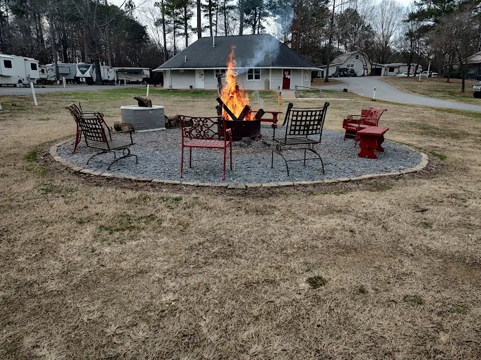 Harvest Moon RV Park Picture 9