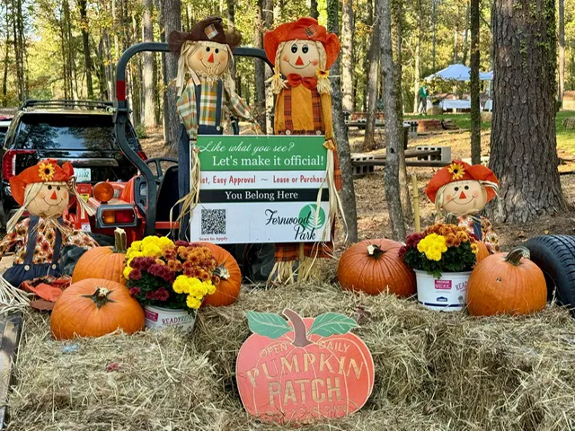 Fernwood Park Mobile Home Community Picture 3