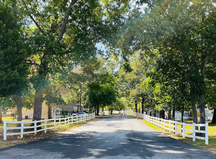 Bedrock Clover Ranch Manufactured Home Community Picture 5