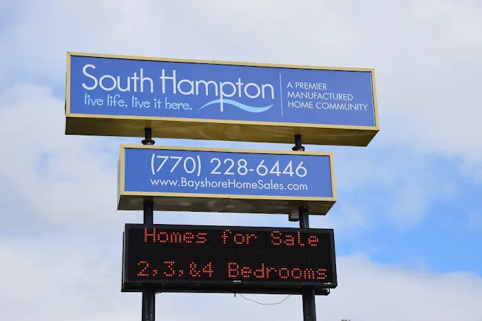 South Hampton Manufactured Home Community Picture 4