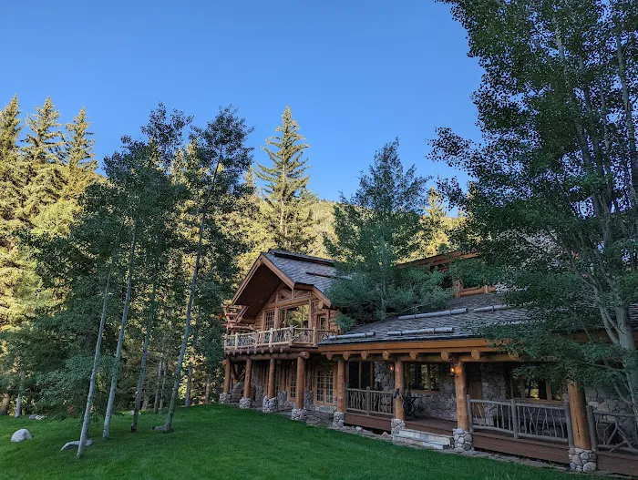 Oakley Cabin Picture 1