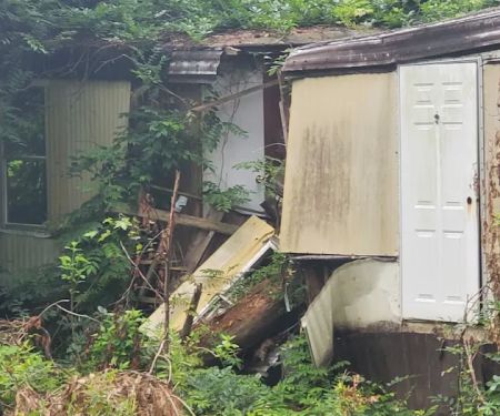 Whispering Pines Mobile Home Community