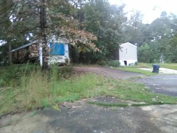 Dogwood Hills Mobile Home Comm Picture 4