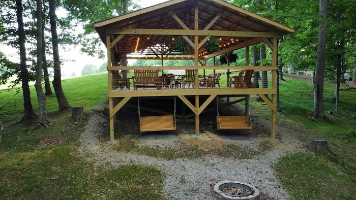 Off The Hook RV Campground Picture 4