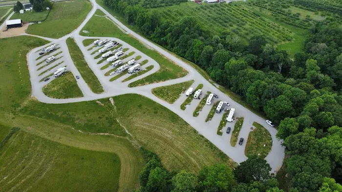 Off The Hook RV Campground Picture 3