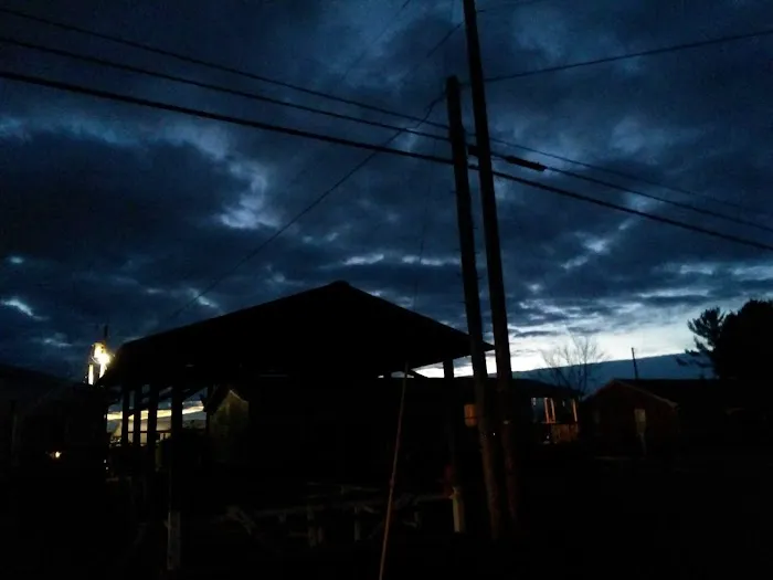 Family Mobile Home Park Picture 1