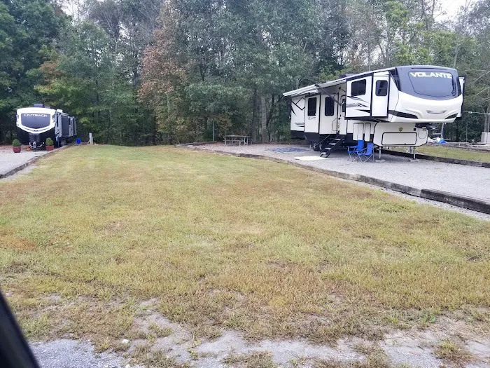 Three Springs RV Resort Picture 2