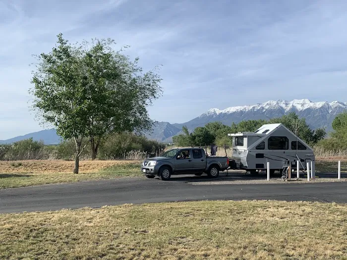 Lake Shore Campground Picture 5