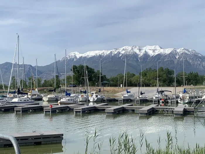 Lake Shore Campground Picture 8