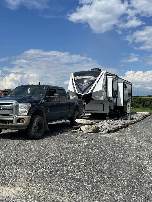 Rock Wall RV Park Picture 7