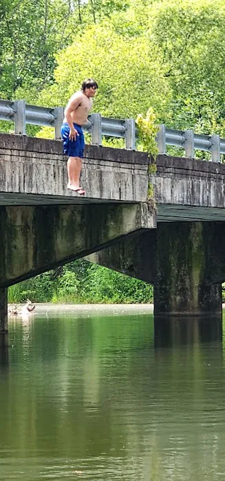 Woods Reservoir Manufactured Home Community Picture 4