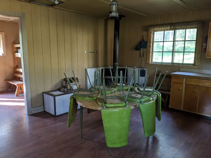 Pole Creek Cabin Picture 3