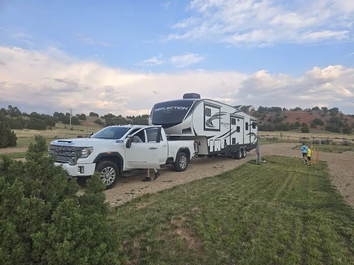 Hideyhole RV Campground Picture 5