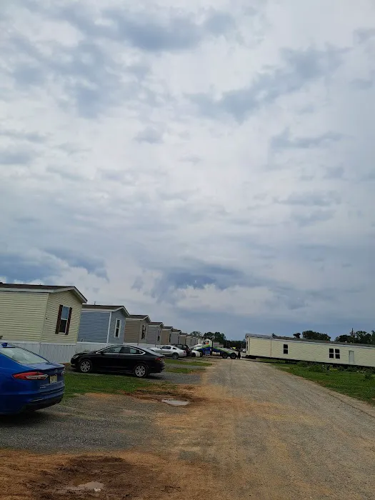 Riverchase Mhp LLC Park Picture 10