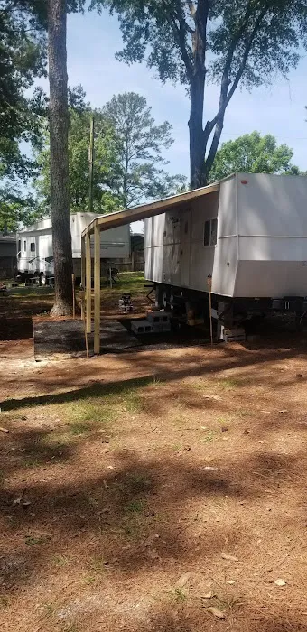 Lee's Cove RV Park Picture 6