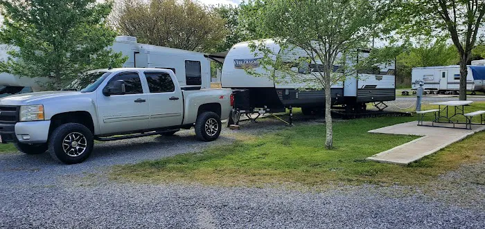 Wills Creek RV Park Picture 3