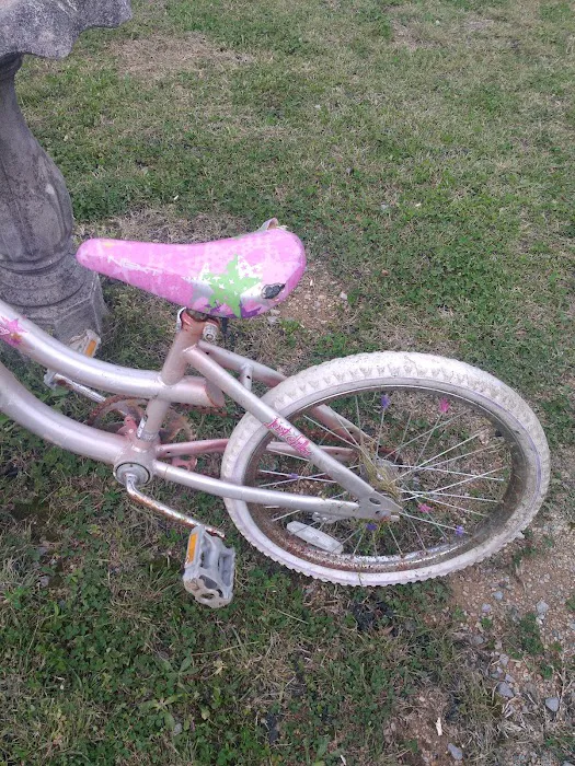 Magnolia Mobile Home Park Picture 9