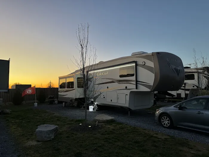 Base Camp RV Park Picture 2