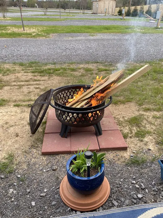 Base Camp RV Park Picture 7