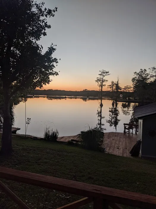 Cypress Lake Mobile Home Park Picture 2