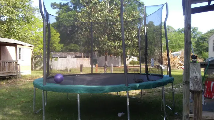 Cypress Lake Mobile Home Park Picture 4