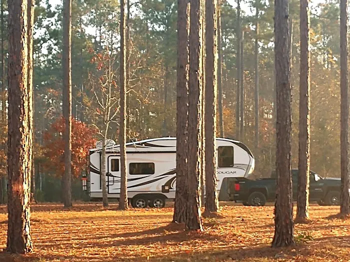 Whispering Pines RV Park Picture 3