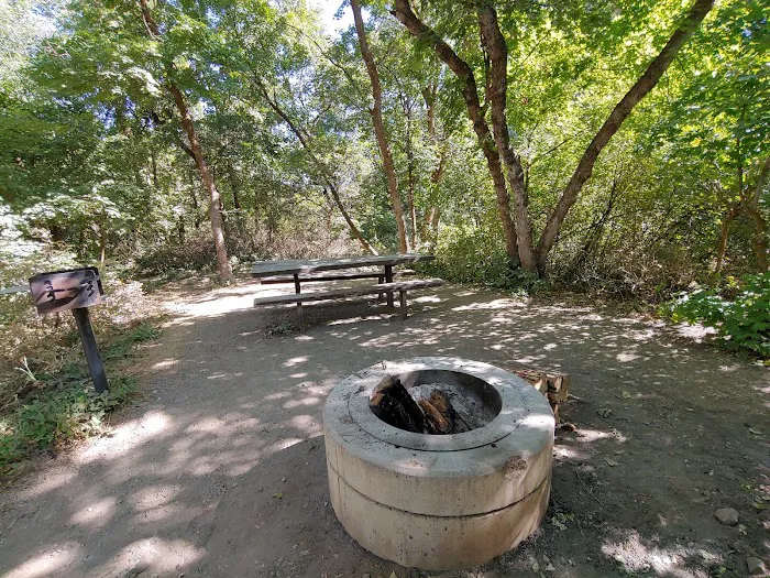 Hope Campground Picture 5