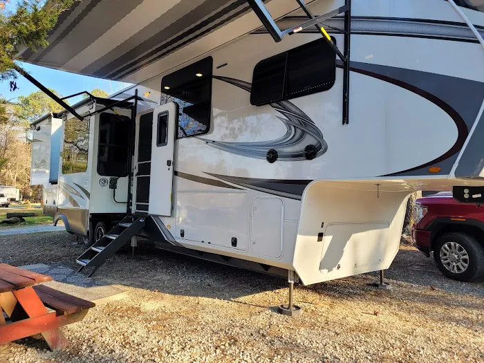 High Falls RV Park & Tiny Home Community Picture 1