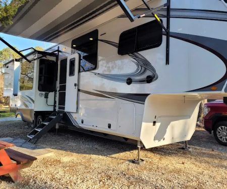 High Falls RV Park & Tiny Home Community