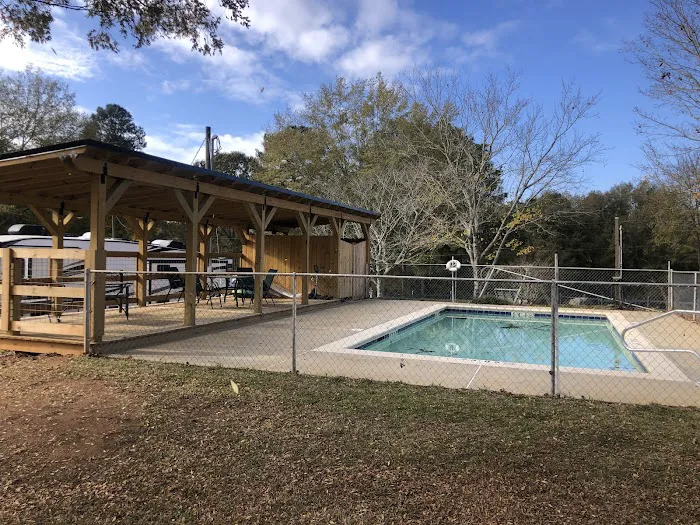 L & D RV Park Picture 3