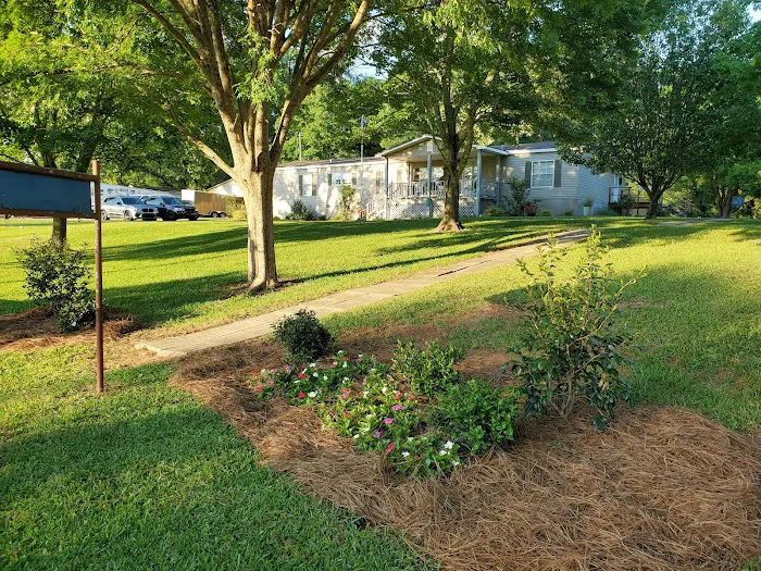 L & D RV Park Picture 5