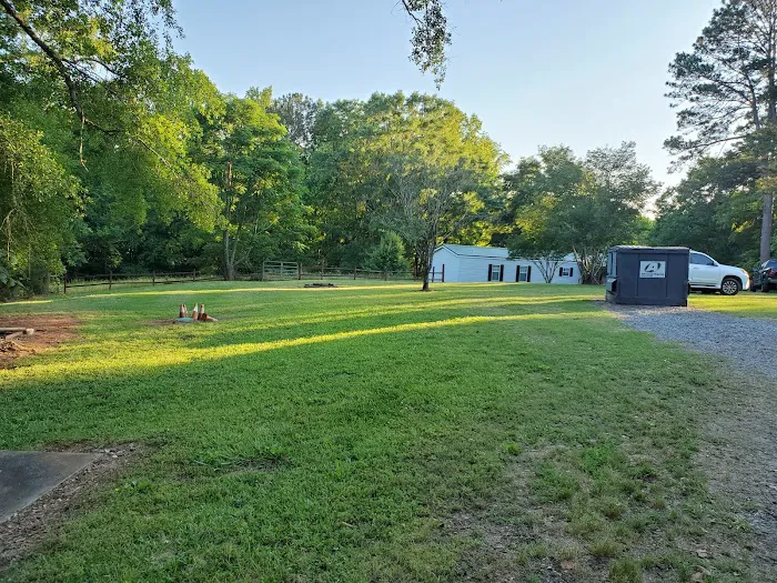 L & D RV Park Picture 9