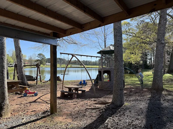 Heart of Georgia RV Park Picture 7