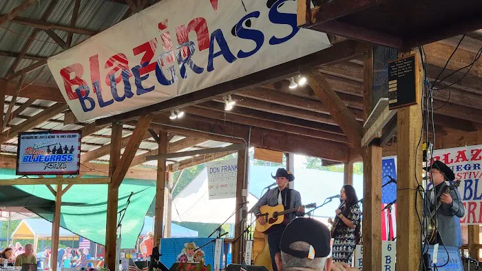 Sandhill RV Park & Camp Picture 9