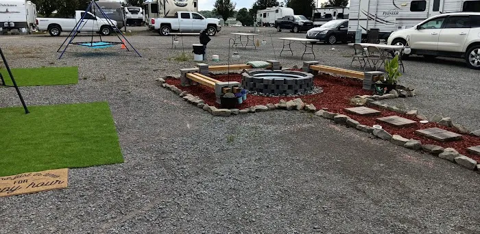 Heartland RV Park Picture 9