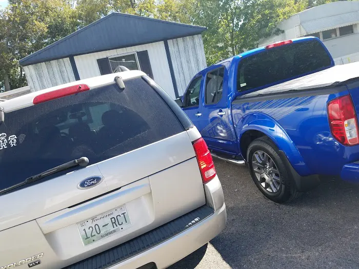 A & L Mobile Home Village Picture 7