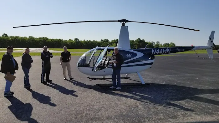 Lewisdale Grove Picture 5