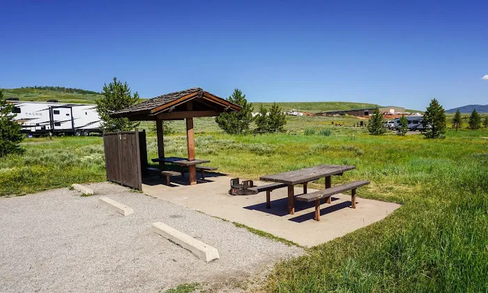 Strawberry Bay Campground Loop F Picture 2