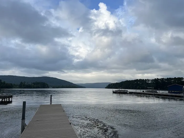 Windemere Cove Picture 2