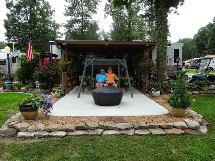 Curley's Cove RV Park Picture 1