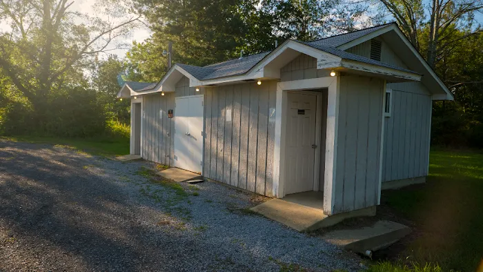 Cherokee Cove RV Park Picture 9