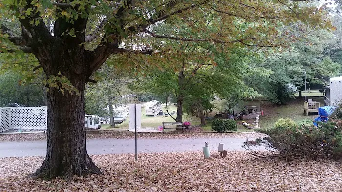 Big Oak RV Park Picture 9